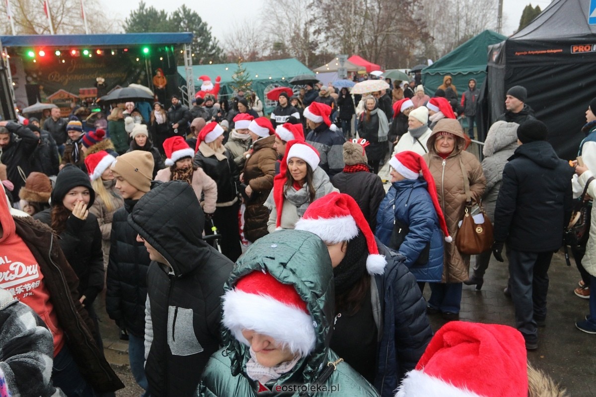 Jarmark świąteczny w Olszewie-Borkach [8.12.2024] - zdjęcie #125 - eOstroleka.pl