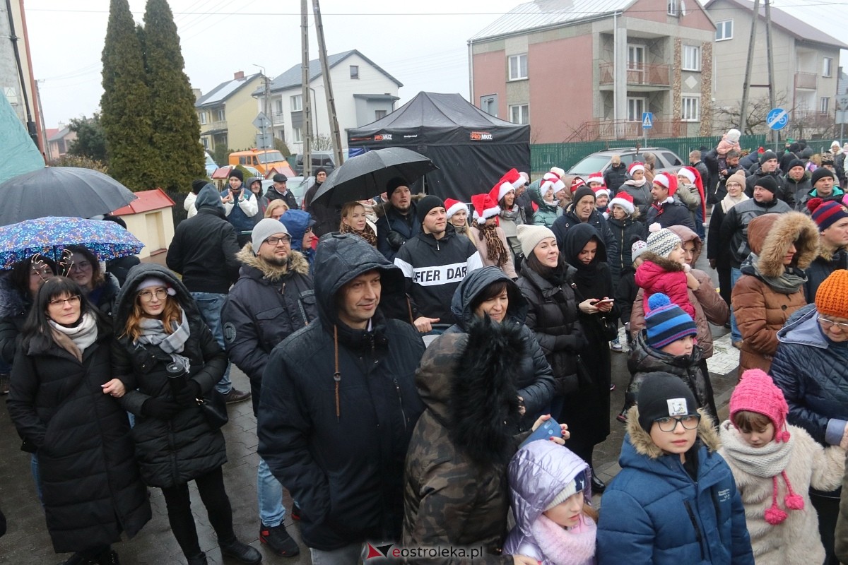 Jarmark świąteczny w Olszewie-Borkach [8.12.2024] - zdjęcie #107 - eOstroleka.pl