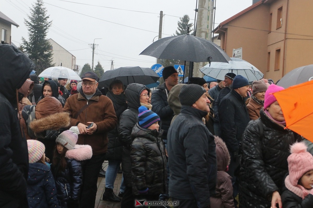 Jarmark świąteczny w Olszewie-Borkach [8.12.2024] - zdjęcie #68 - eOstroleka.pl