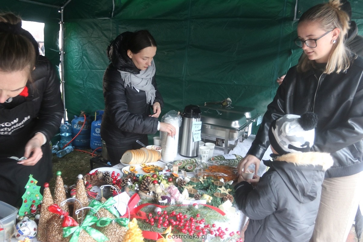 Jarmark świąteczny w Olszewie-Borkach [8.12.2024] - zdjęcie #50 - eOstroleka.pl