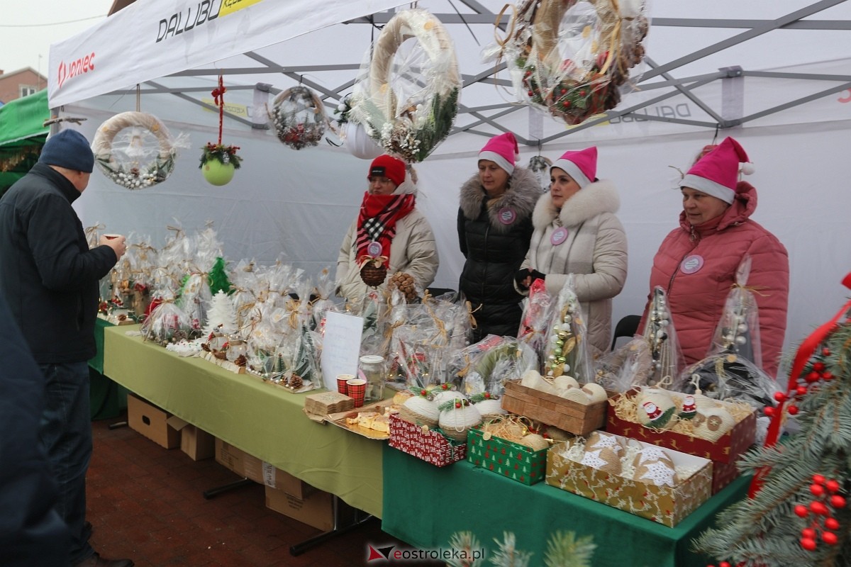 Jarmark świąteczny w Olszewie-Borkach [8.12.2024] - zdjęcie #44 - eOstroleka.pl
