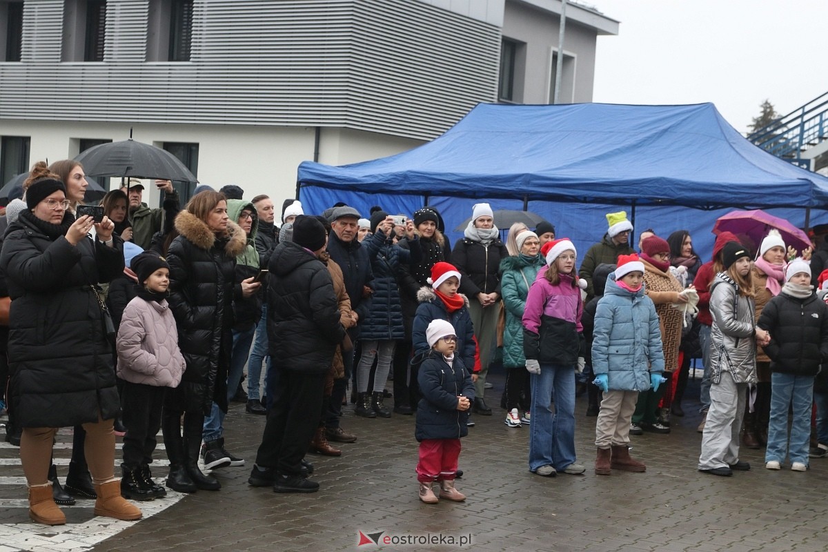 Spotkanie wigilijne na Stacji w Ostrołęce [8.12.2024] - zdjęcie #123 - eOstroleka.pl