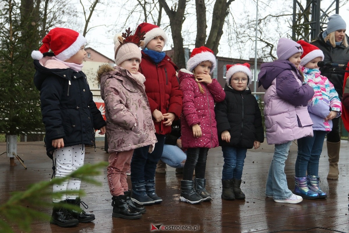 Spotkanie wigilijne na Stacji w Ostrołęce [8.12.2024] - zdjęcie #100 - eOstroleka.pl
