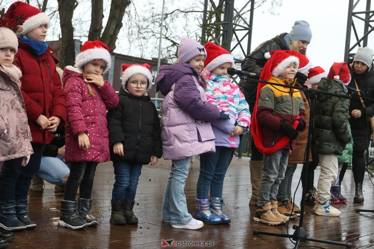 Spotkanie wigilijne na Stacji w Ostrołęce [8.12.2024] - zdjęcie #98 - eOstroleka.pl