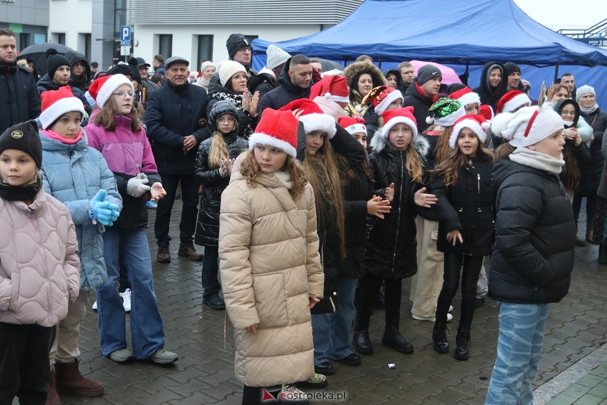 Spotkanie wigilijne na Stacji w Ostrołęce [8.12.2024] - zdjęcie #64 - eOstroleka.pl