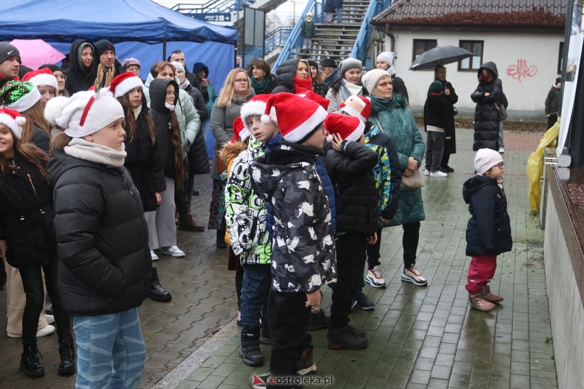 Spotkanie wigilijne na Stacji w Ostrołęce [8.12.2024] - zdjęcie #60 - eOstroleka.pl