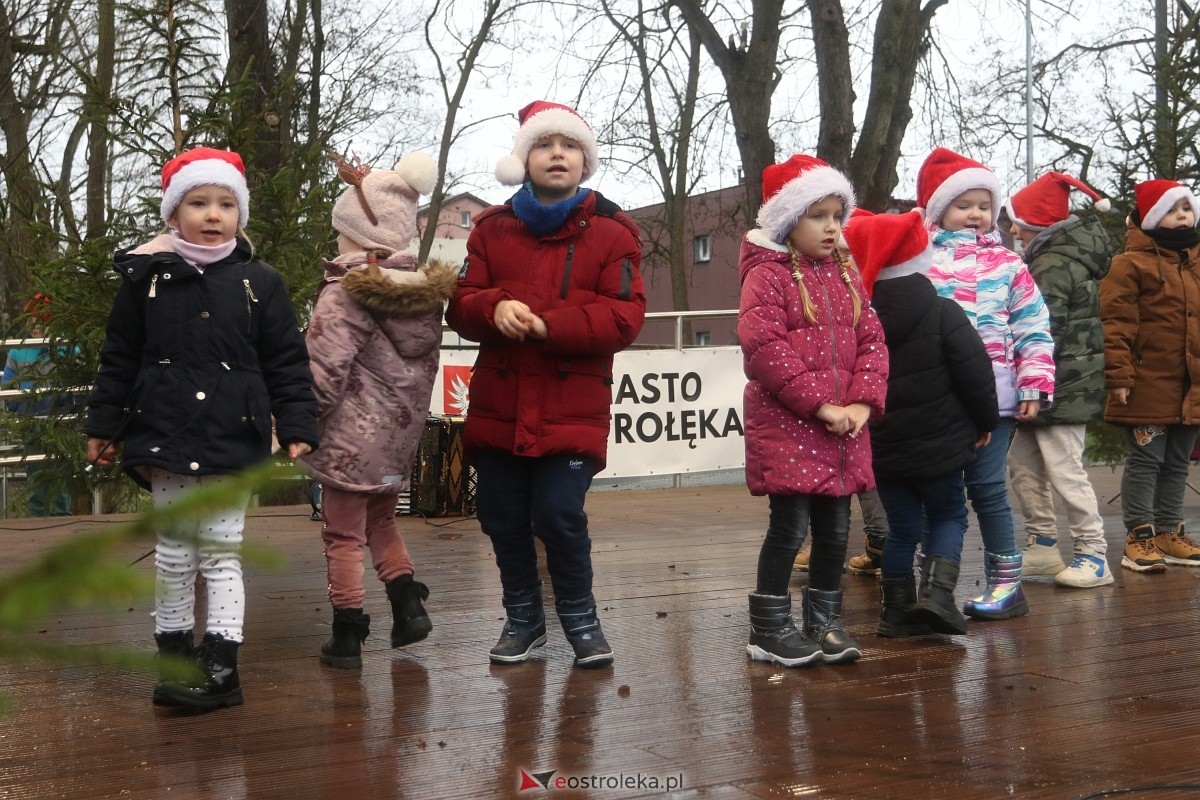 Spotkanie wigilijne na Stacji w Ostrołęce [8.12.2024] - zdjęcie #56 - eOstroleka.pl