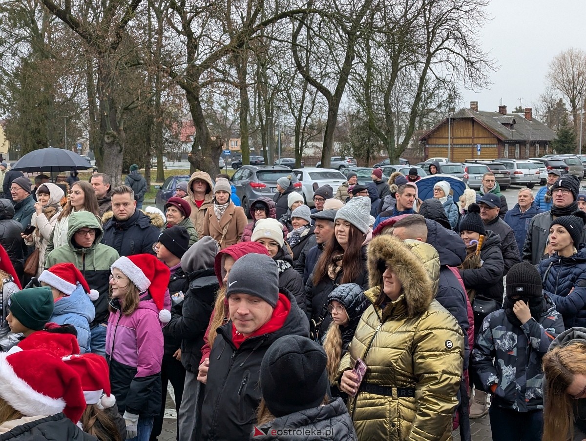 Spotkanie wigilijne na Stacji w Ostrołęce [8.12.2024] - zdjęcie #29 - eOstroleka.pl