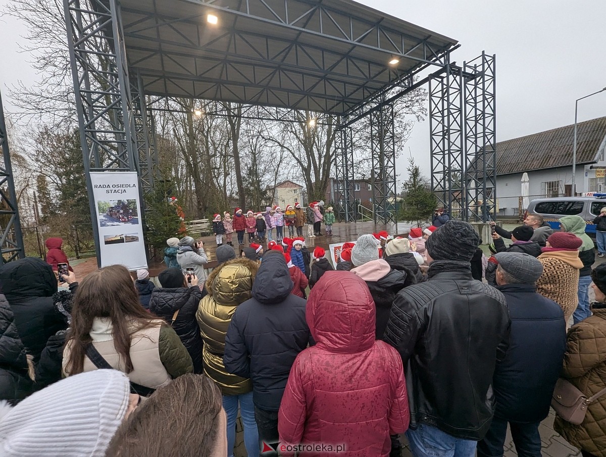 Spotkanie wigilijne na Stacji w Ostrołęce [8.12.2024] - zdjęcie #20 - eOstroleka.pl