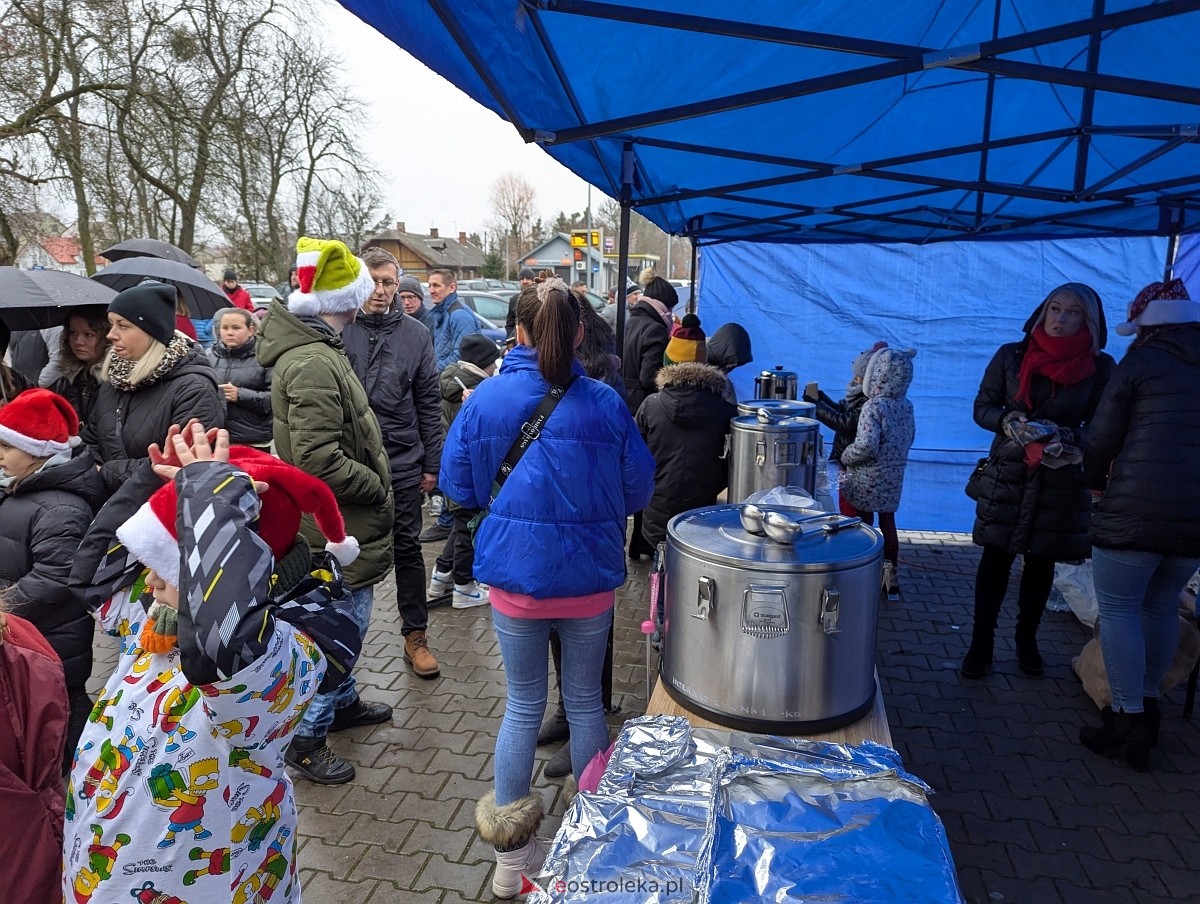 Spotkanie wigilijne na Stacji w Ostrołęce [8.12.2024] - zdjęcie #19 - eOstroleka.pl