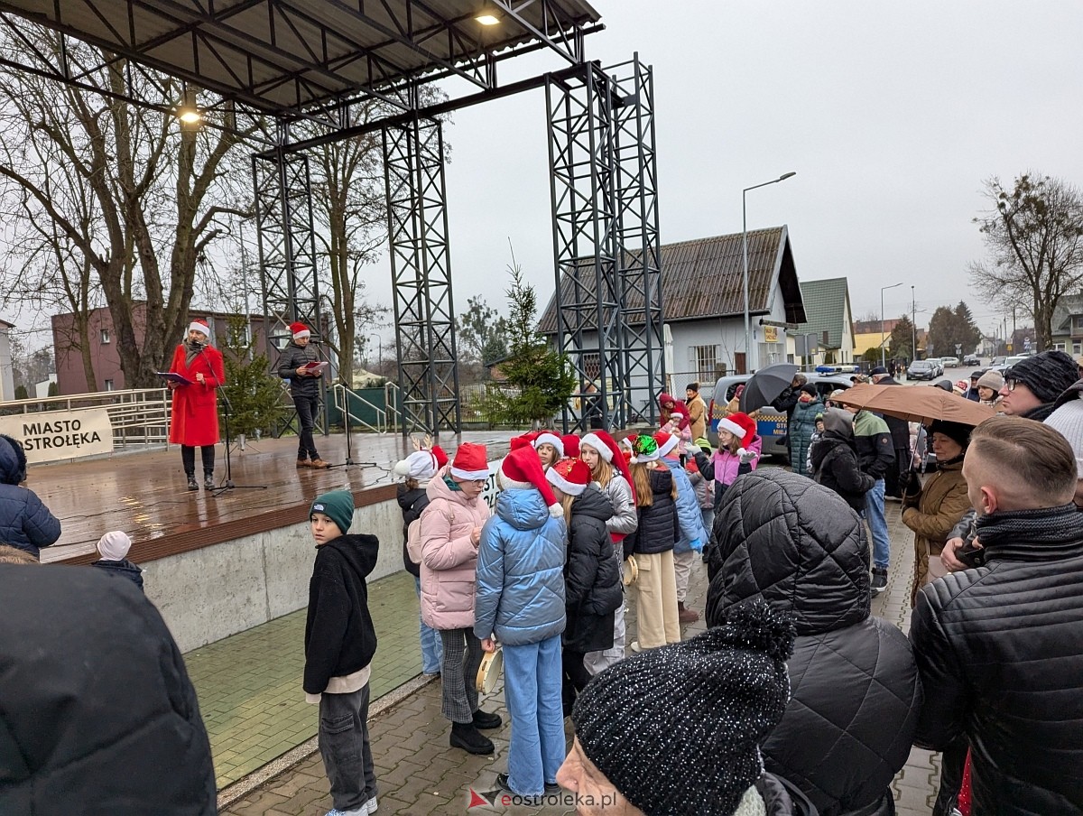 Spotkanie wigilijne na Stacji w Ostrołęce [8.12.2024] - zdjęcie #17 - eOstroleka.pl