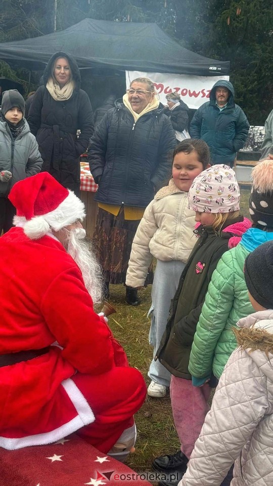 Wigilia osiedla Łazek [8.12.2024] - zdjęcie #13 - eOstroleka.pl