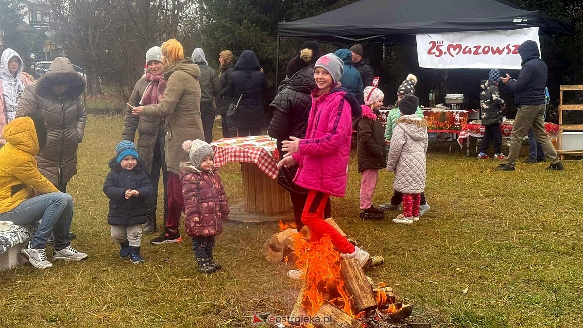 Wigilia osiedla Łazek [8.12.2024] - zdjęcie #11 - eOstroleka.pl