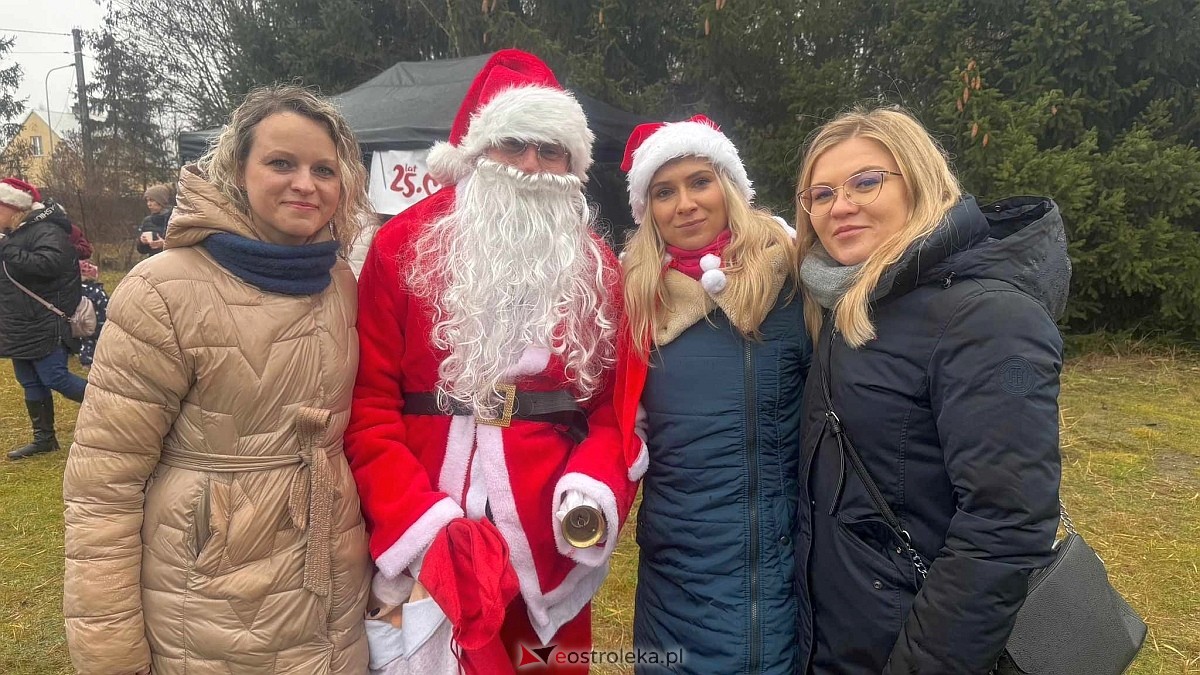 Wigilia osiedla Łazek [8.12.2024] - zdjęcie #6 - eOstroleka.pl