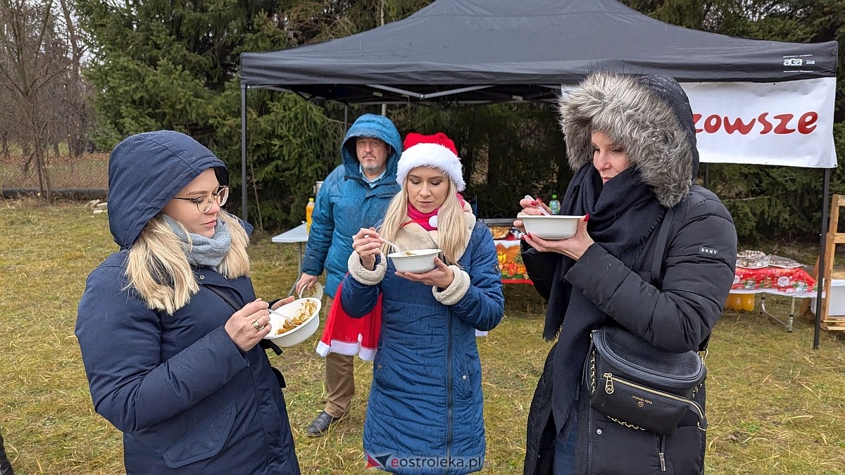 Wigilia osiedla Łazek [8.12.2024] - zdjęcie #73 - eOstroleka.pl