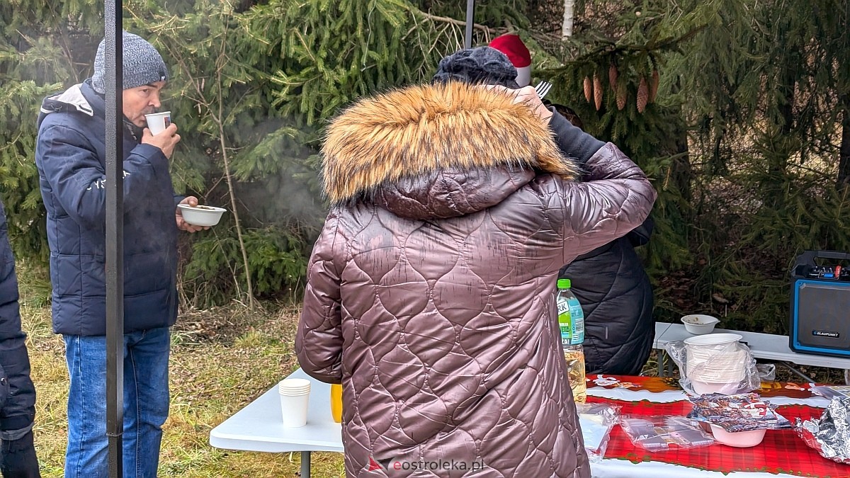 Wigilia osiedla Łazek [8.12.2024] - zdjęcie #44 - eOstroleka.pl