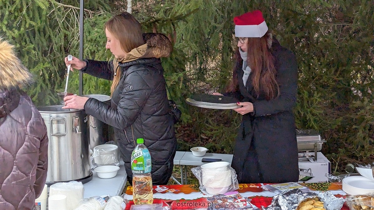 Wigilia osiedla Łazek [8.12.2024] - zdjęcie #43 - eOstroleka.pl
