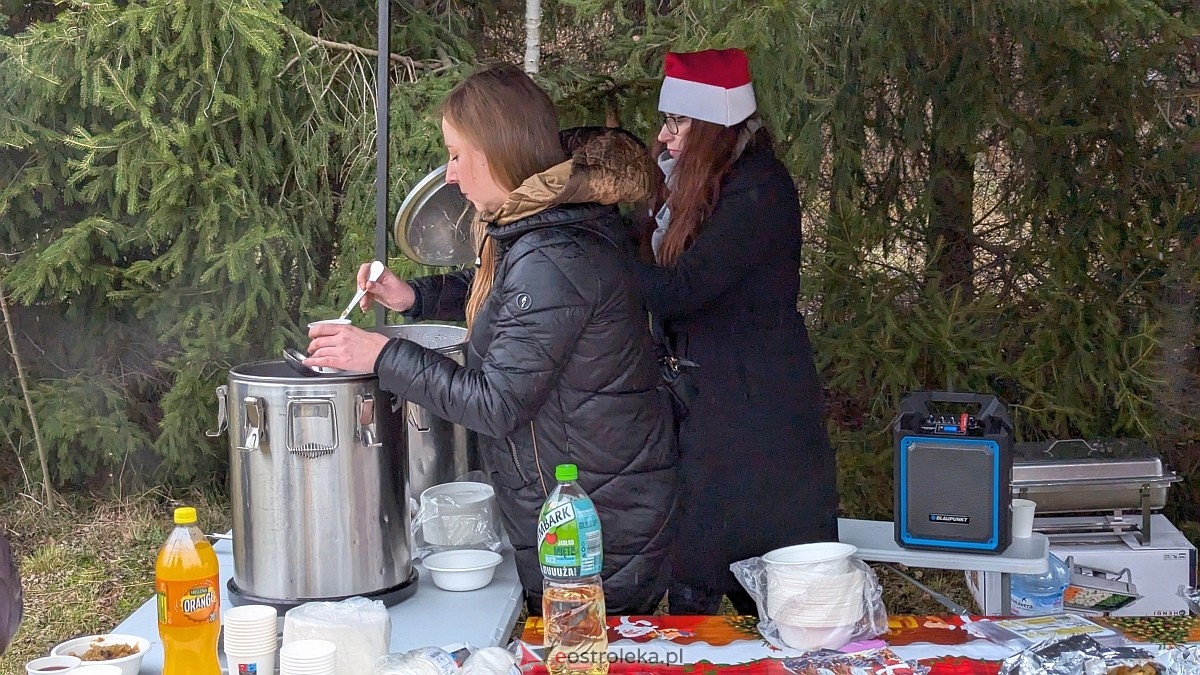 Wigilia osiedla Łazek [8.12.2024] - zdjęcie #42 - eOstroleka.pl