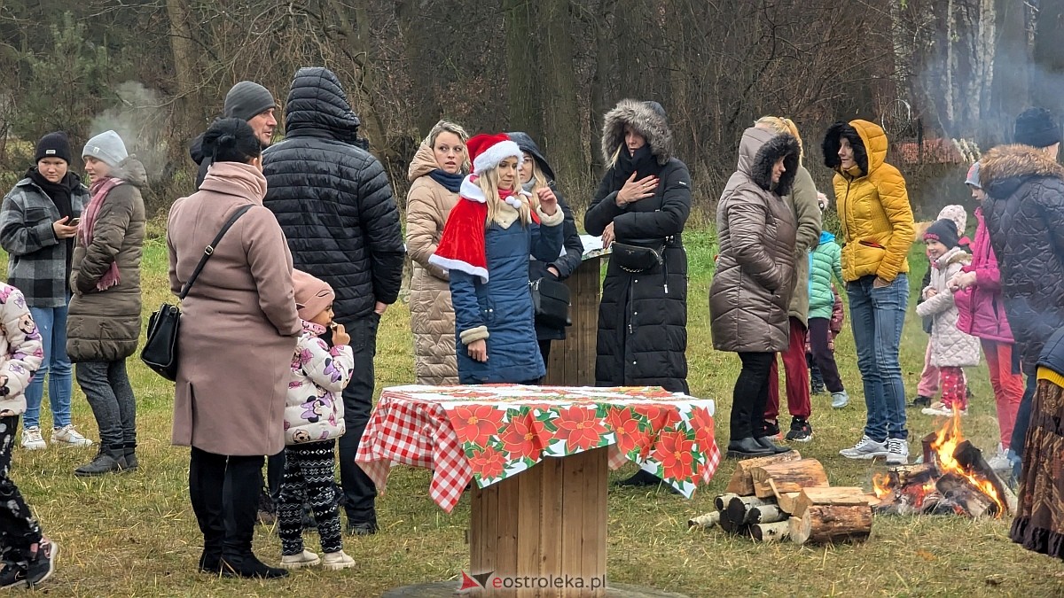 Wigilia osiedla Łazek [8.12.2024] - zdjęcie #24 - eOstroleka.pl