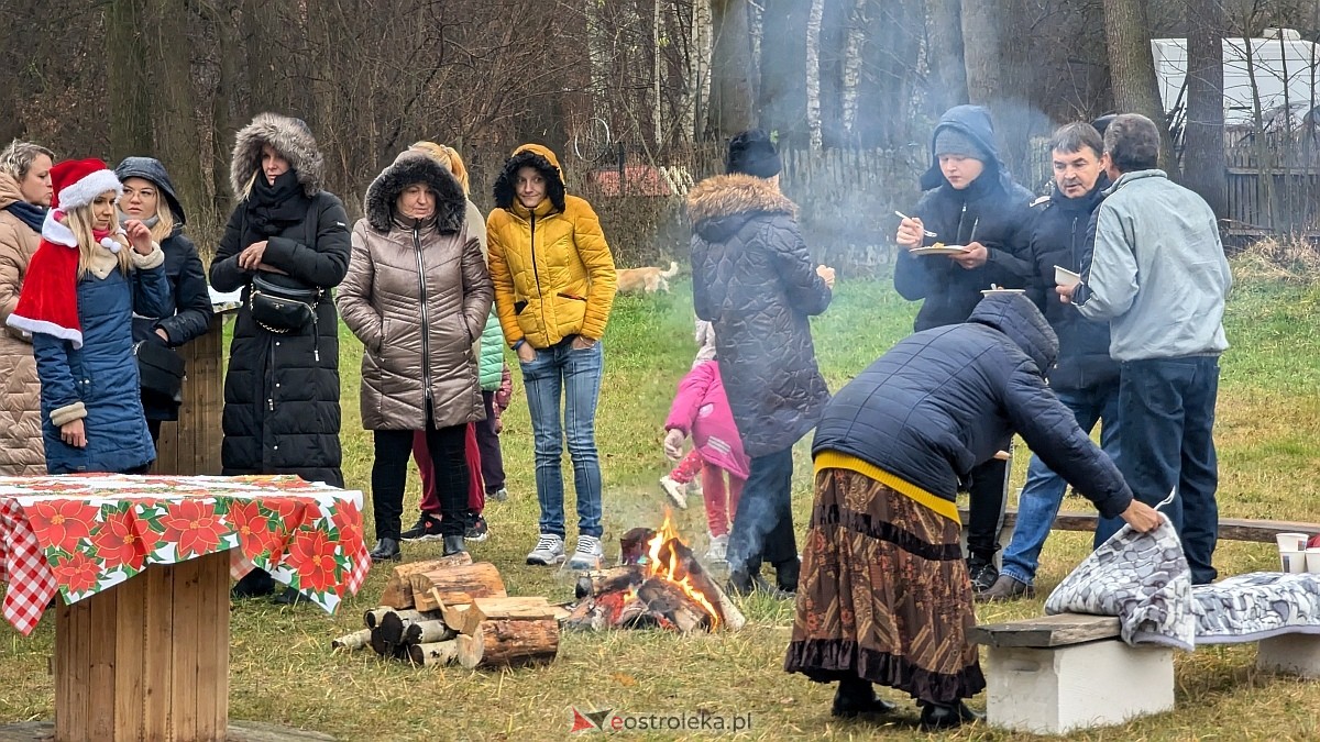 Wigilia osiedla Łazek [8.12.2024] - zdjęcie #23 - eOstroleka.pl