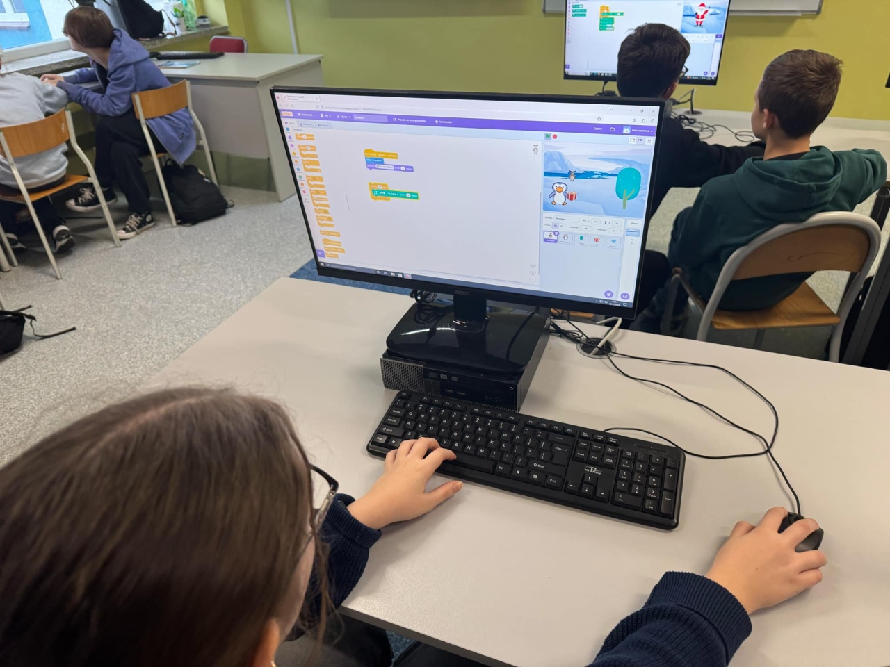 Informatyczna magia świąt w SP 10 w Ostrołęce - zdjęcie #7 - eOstroleka.pl