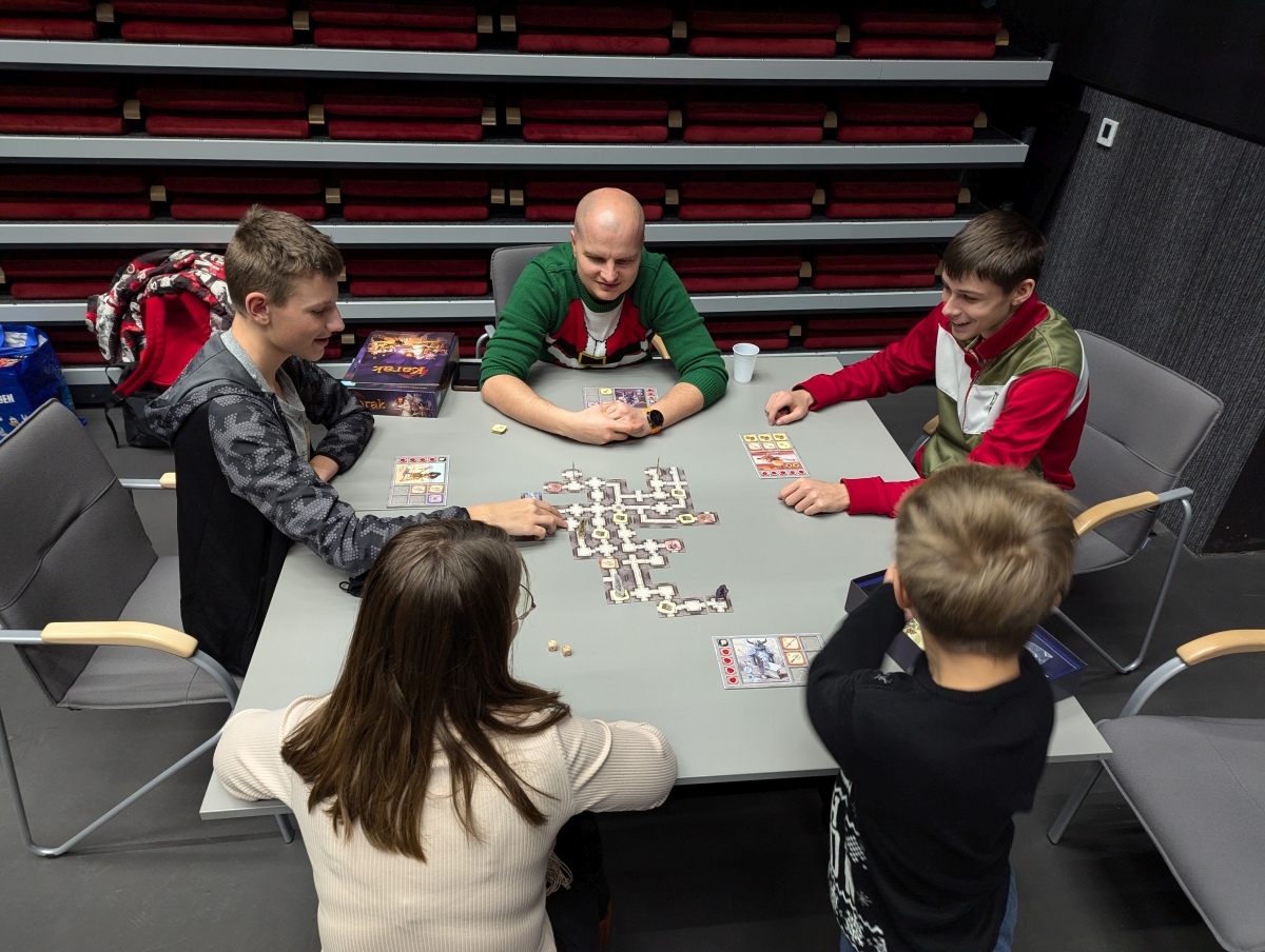 Kryptonim: Gramy! [08.12.2024] - zdjęcie #18 - eOstroleka.pl