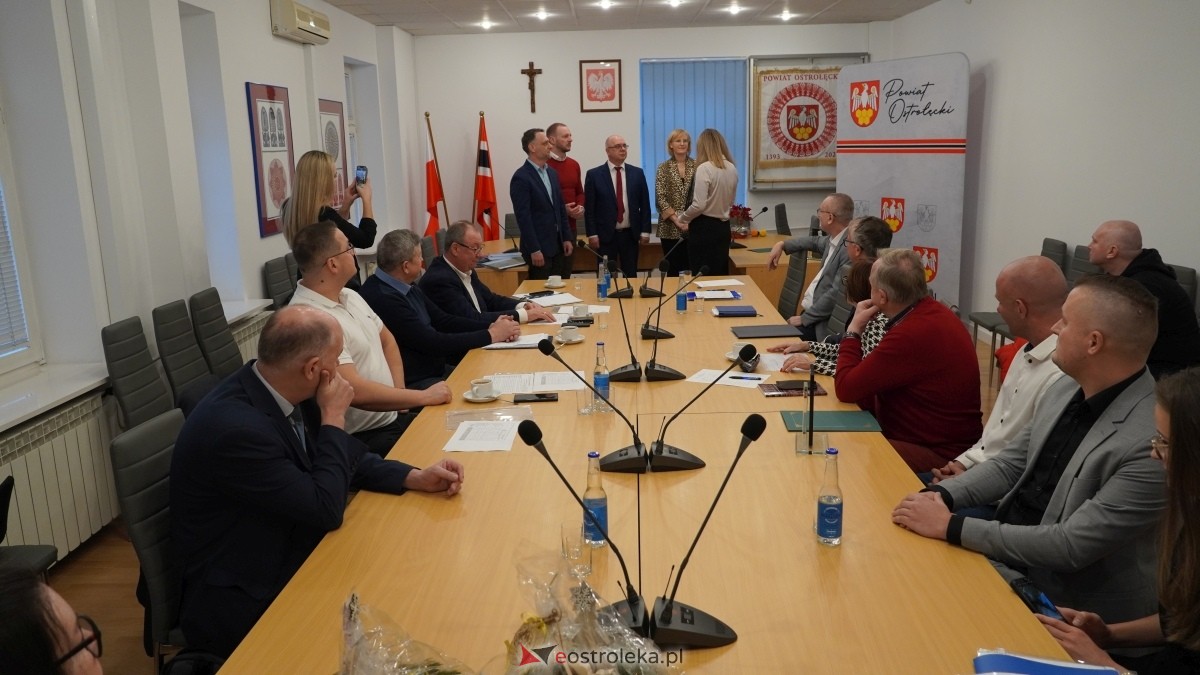 Wyróżnienia starosty dla przedsiębiorców [10.12.2024] - zdjęcie #19 - eOstroleka.pl