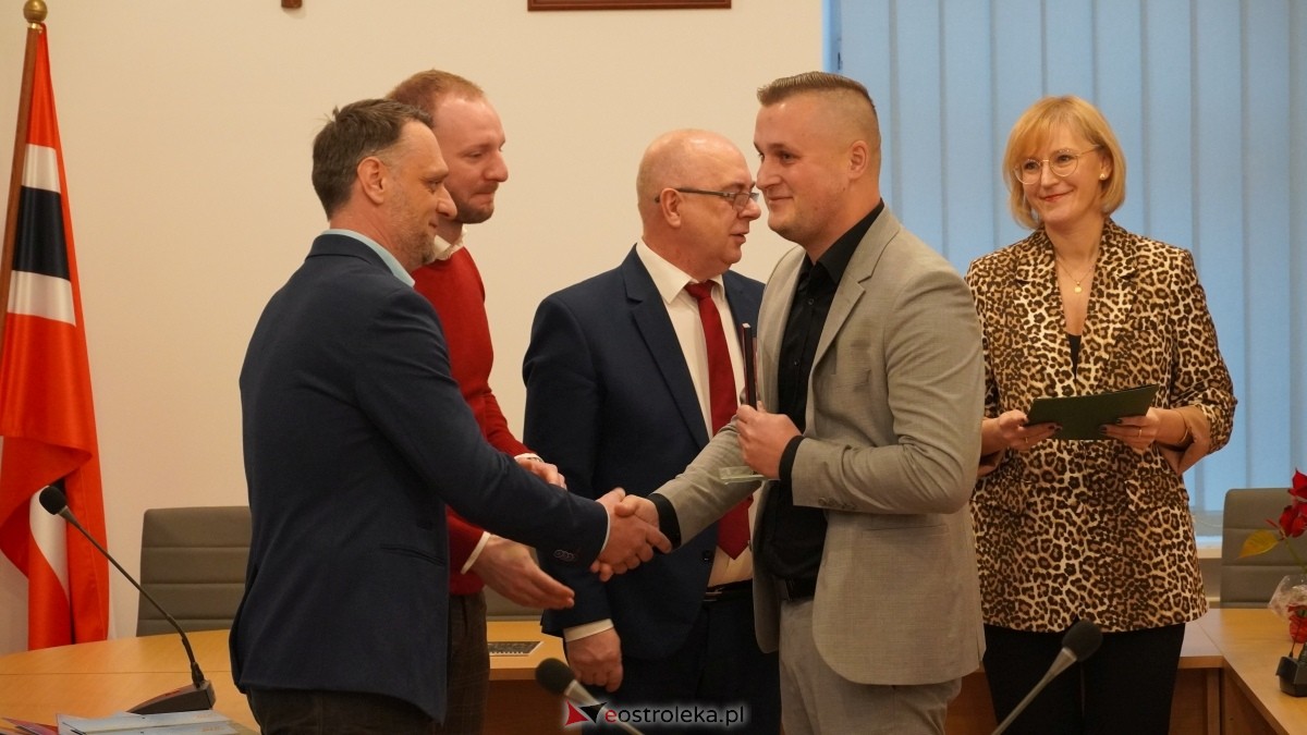Wyróżnienia starosty dla przedsiębiorców [10.12.2024] - zdjęcie #16 - eOstroleka.pl