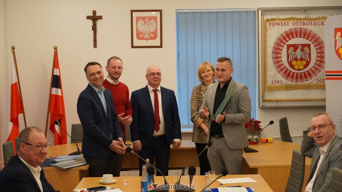 Wyróżnienia starosty dla przedsiębiorców [10.12.2024] - zdjęcie #11 - eOstroleka.pl