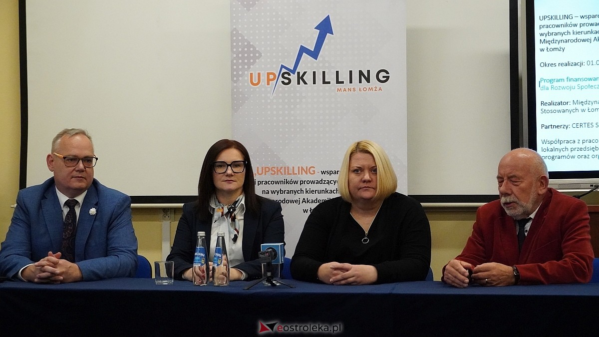 Inauguracja projektu UPSKILLING w Międzynarodowej Akademii Nauk Stosowanych w Łomży [10.12.2024] - zdjęcie #54 - eOstroleka.pl