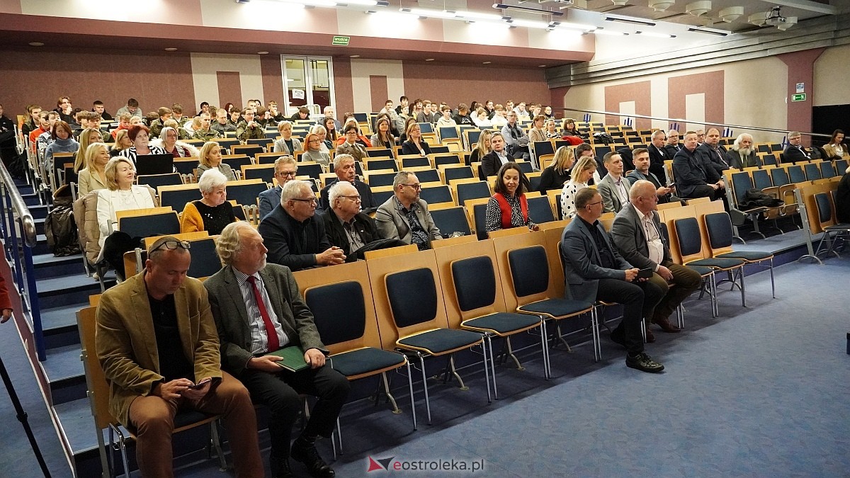 Inauguracja projektu UPSKILLING w Międzynarodowej Akademii Nauk Stosowanych w Łomży [10.12.2024] - zdjęcie #52 - eOstroleka.pl