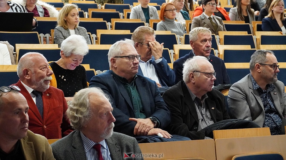 Inauguracja projektu UPSKILLING w Międzynarodowej Akademii Nauk Stosowanych w Łomży [10.12.2024] - zdjęcie #49 - eOstroleka.pl