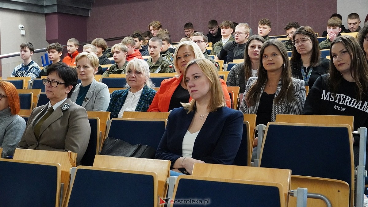 Inauguracja projektu UPSKILLING w Międzynarodowej Akademii Nauk Stosowanych w Łomży [10.12.2024] - zdjęcie #38 - eOstroleka.pl