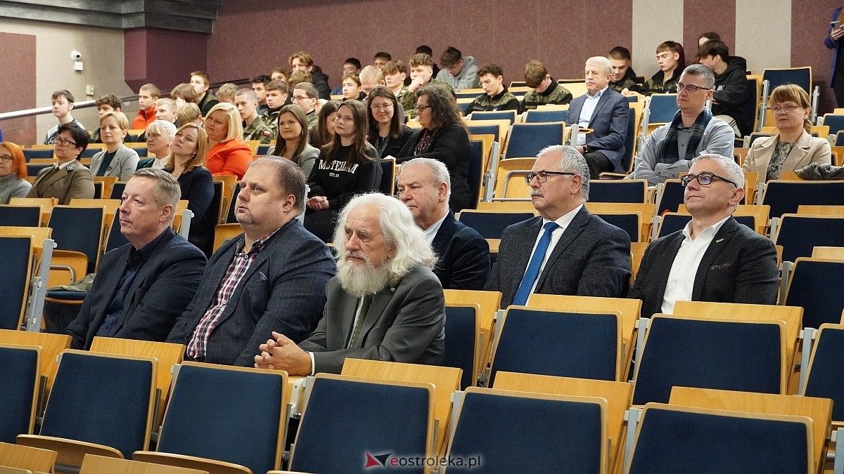 Inauguracja projektu UPSKILLING w Międzynarodowej Akademii Nauk Stosowanych w Łomży [10.12.2024] - zdjęcie #25 - eOstroleka.pl