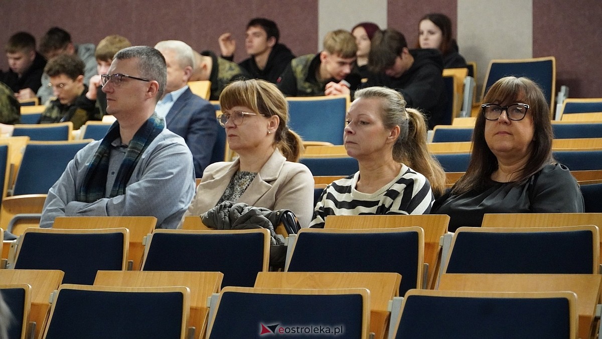 Inauguracja projektu UPSKILLING w Międzynarodowej Akademii Nauk Stosowanych w Łomży [10.12.2024] - zdjęcie #20 - eOstroleka.pl