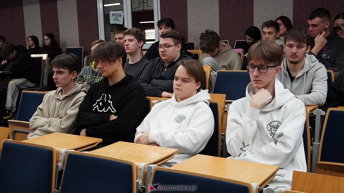 Inauguracja projektu UPSKILLING w Międzynarodowej Akademii Nauk Stosowanych w Łomży [10.12.2024] - zdjęcie #13 - eOstroleka.pl