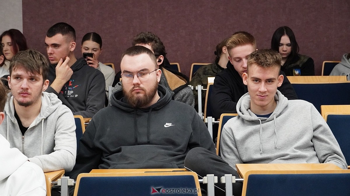 Inauguracja projektu UPSKILLING w Międzynarodowej Akademii Nauk Stosowanych w Łomży [10.12.2024] - zdjęcie #12 - eOstroleka.pl