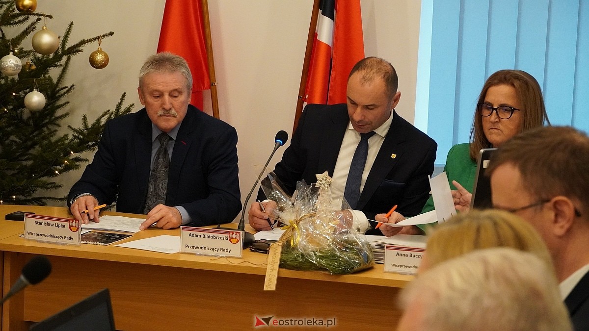 IX sesja Rady Powiatu w Ostrołęce [11.12.2024] - zdjęcie #32 - eOstroleka.pl
