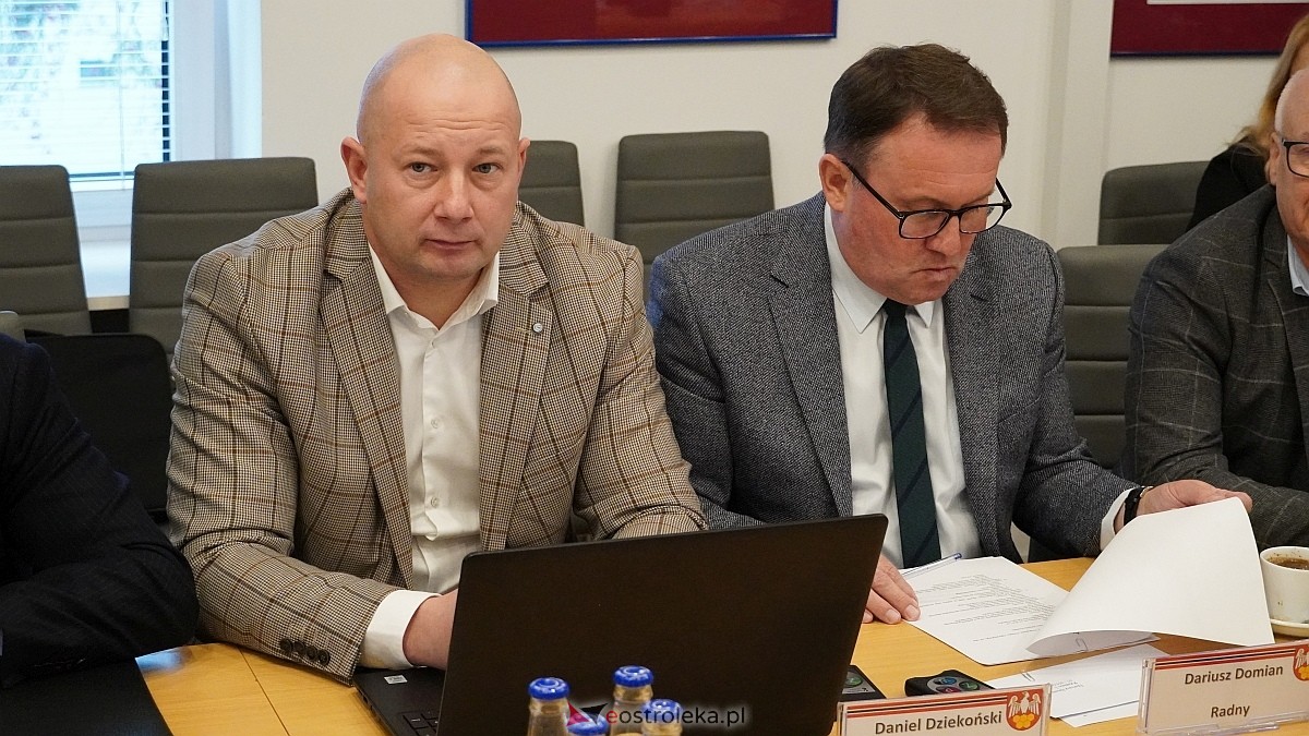 IX sesja Rady Powiatu w Ostrołęce [11.12.2024] - zdjęcie #30 - eOstroleka.pl