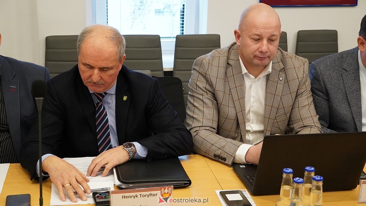 IX sesja Rady Powiatu w Ostrołęce [11.12.2024] - zdjęcie #29 - eOstroleka.pl