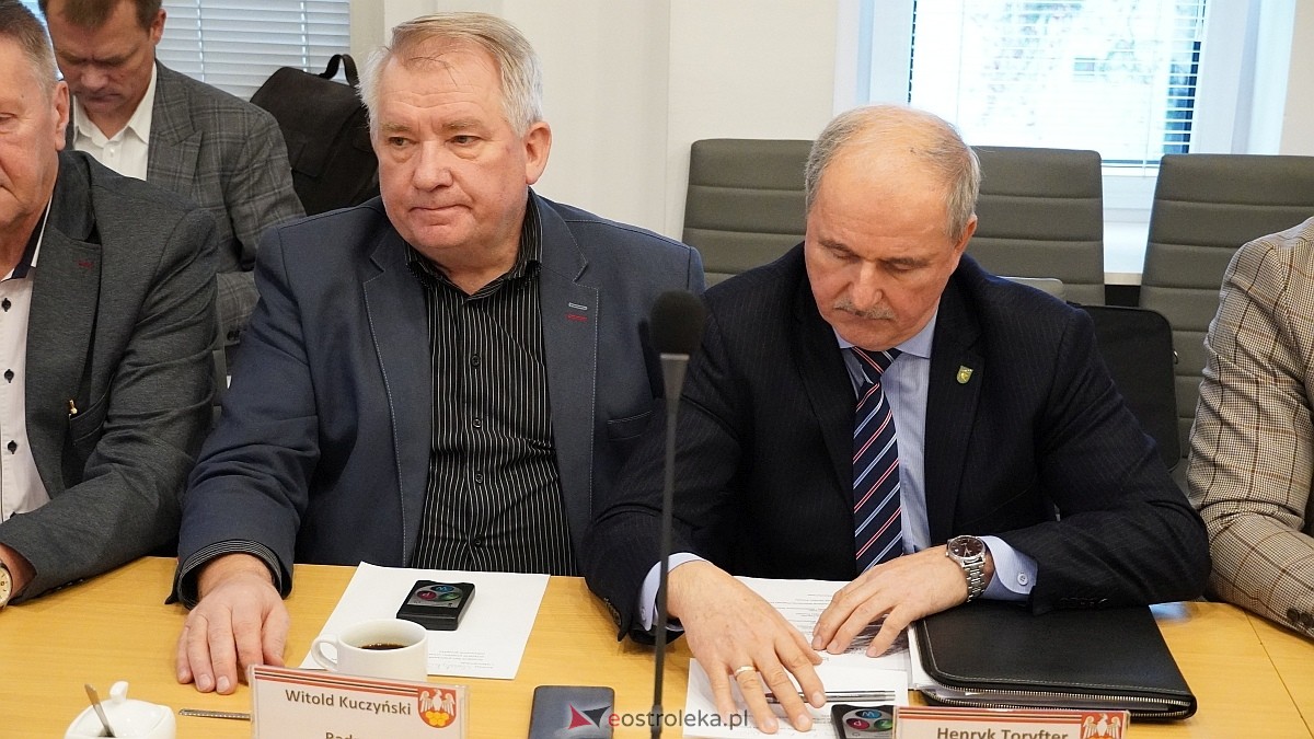 IX sesja Rady Powiatu w Ostrołęce [11.12.2024] - zdjęcie #28 - eOstroleka.pl