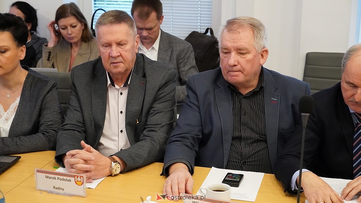 IX sesja Rady Powiatu w Ostrołęce [11.12.2024] - zdjęcie #27 - eOstroleka.pl