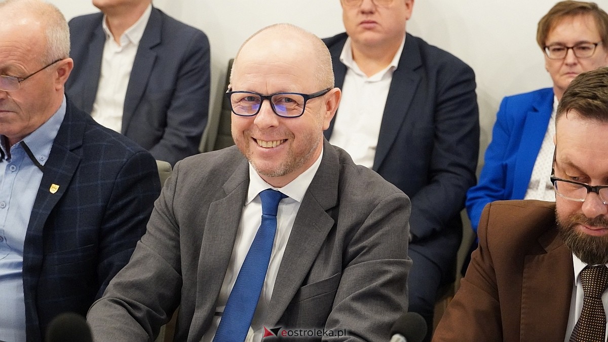 IX sesja Rady Powiatu w Ostrołęce [11.12.2024] - zdjęcie #15 - eOstroleka.pl