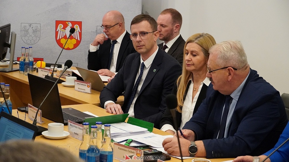IX sesja Rady Powiatu w Ostrołęce [11.12.2024] - zdjęcie #11 - eOstroleka.pl