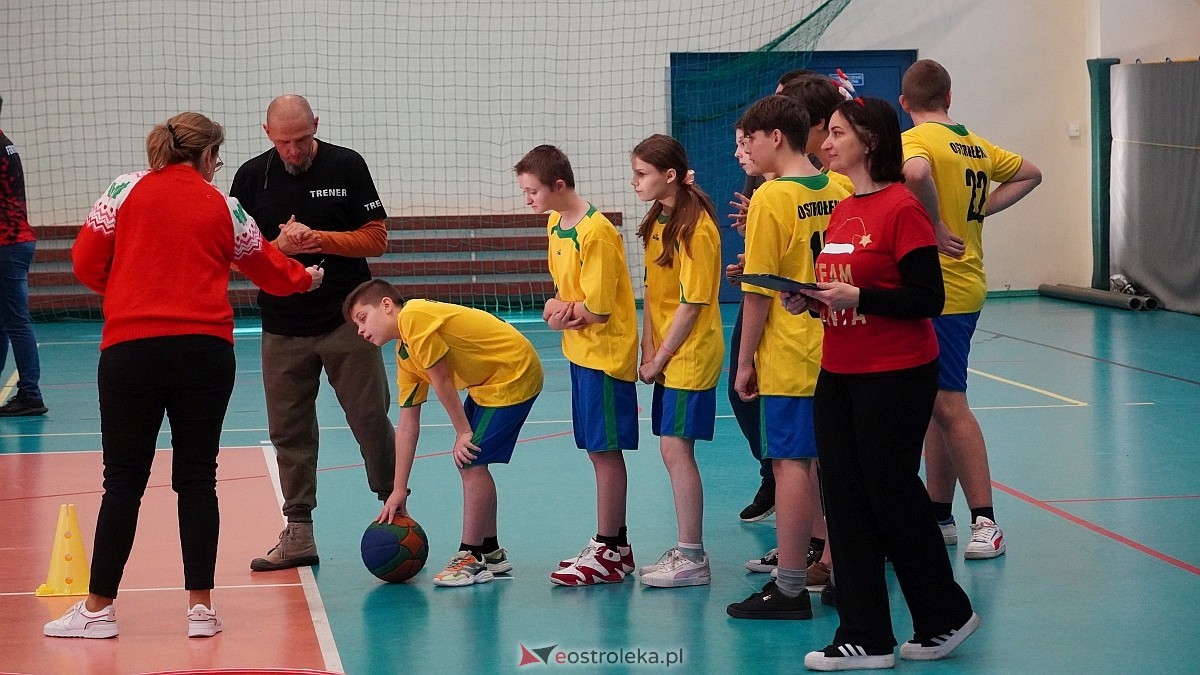 III Spartakiada Osób Niepełnosprawnych w Ostrołęce [12.12.2024] - zdjęcie #13 - eOstroleka.pl