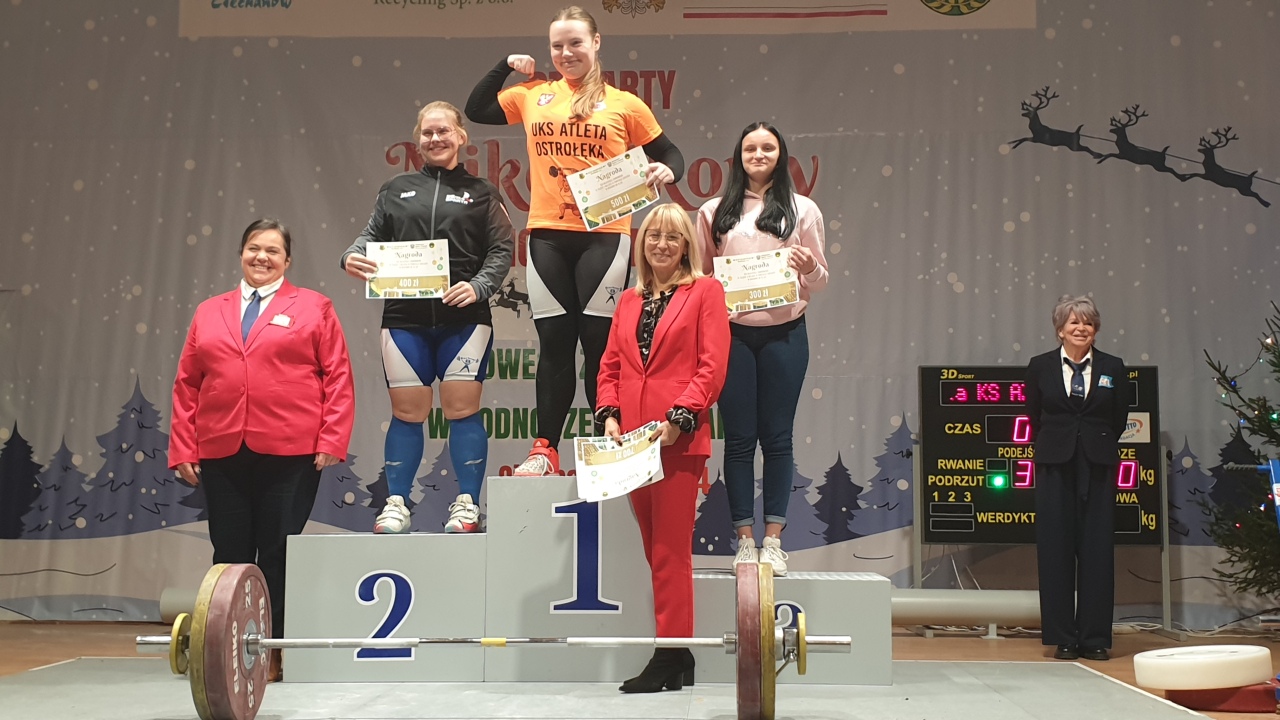 Otwarty Mikołajkowy Ogólnopolski Turniej o Puchar Prezesa Krajowego Zrzeszenia LZS [12.12.2024] - zdjęcie #8 - eOstroleka.pl