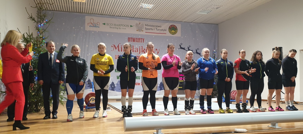 Otwarty Mikołajkowy Ogólnopolski Turniej o Puchar Prezesa Krajowego Zrzeszenia LZS [12.12.2024] - zdjęcie #7 - eOstroleka.pl