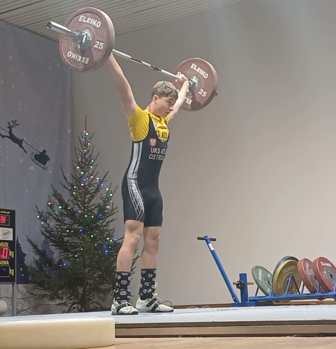 Otwarty Mikołajkowy Ogólnopolski Turniej o Puchar Prezesa Krajowego Zrzeszenia LZS [12.12.2024] - zdjęcie #2 - eOstroleka.pl