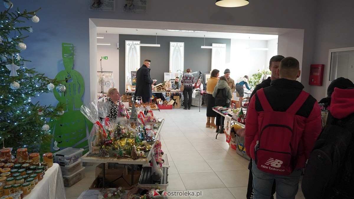 Jarmark Bożonarodzeniowy w Myszyńcu [12.12.2024] - zdjęcie #38 - eOstroleka.pl