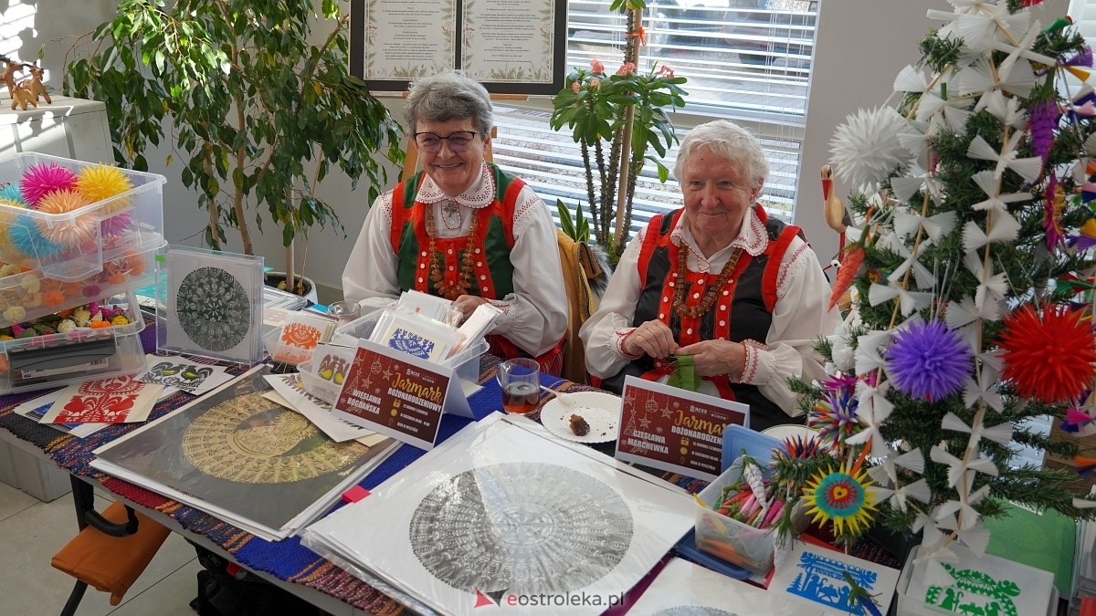 Jarmark Bożonarodzeniowy w Myszyńcu [12.12.2024] - zdjęcie #15 - eOstroleka.pl